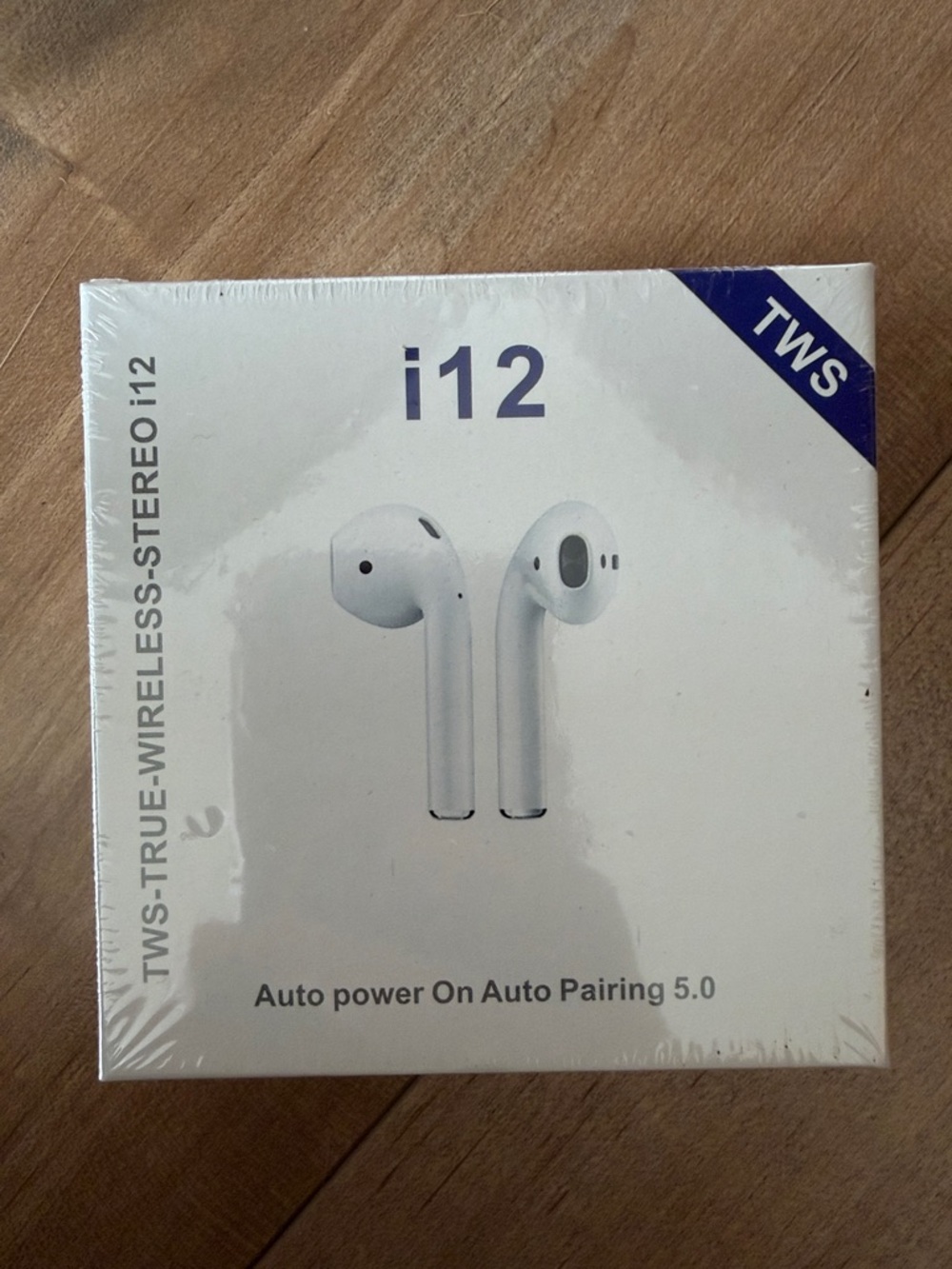 i12 TWS Wireless Earbuds - White